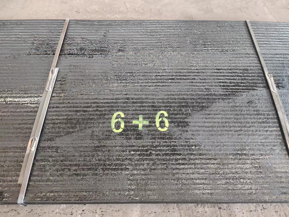 海外高铬合金耐磨板1400*3400